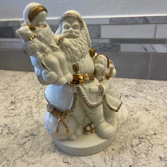 Vintage santa Clause Buchase 1996 Decor - Picture 8 of 12